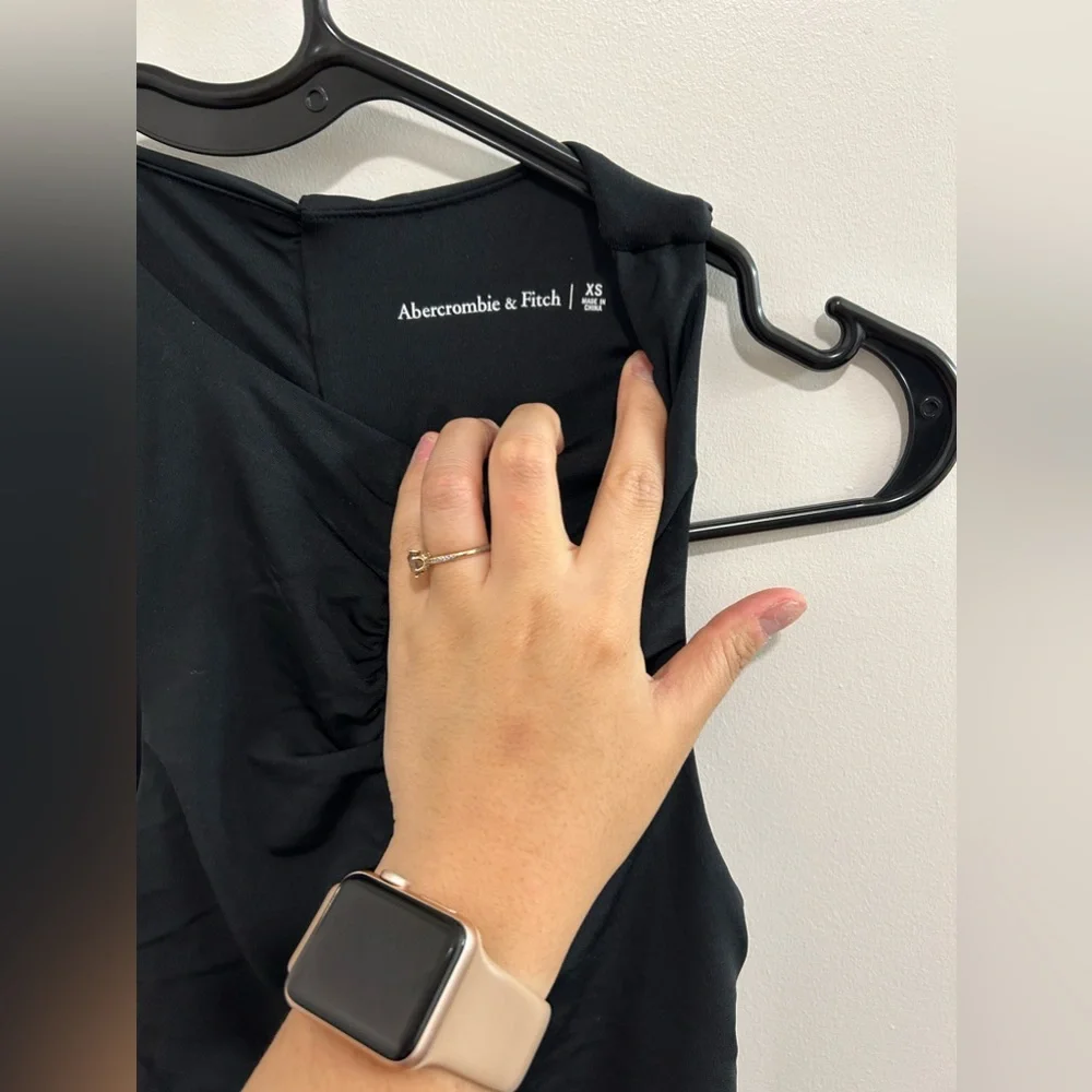 Abercrombie & Fitch Black Keyhole Body-con Dress